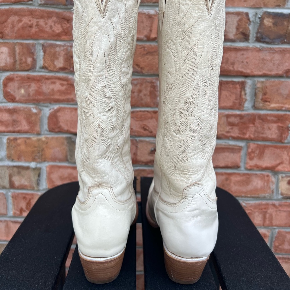 FREEBIRD WOODLAND BEIGE BOOTS - Size 7 - Picture 7 of 12